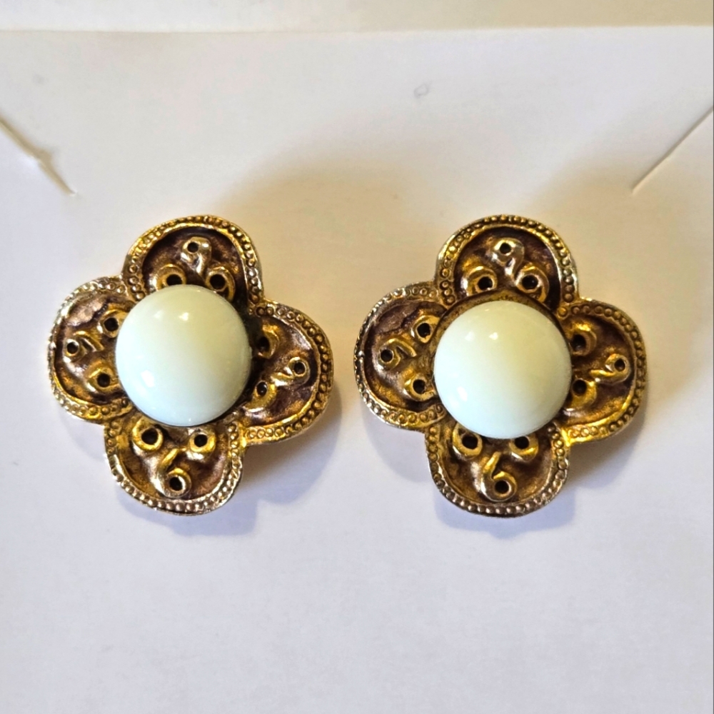 Gold Tone Floral Earrings With White Center